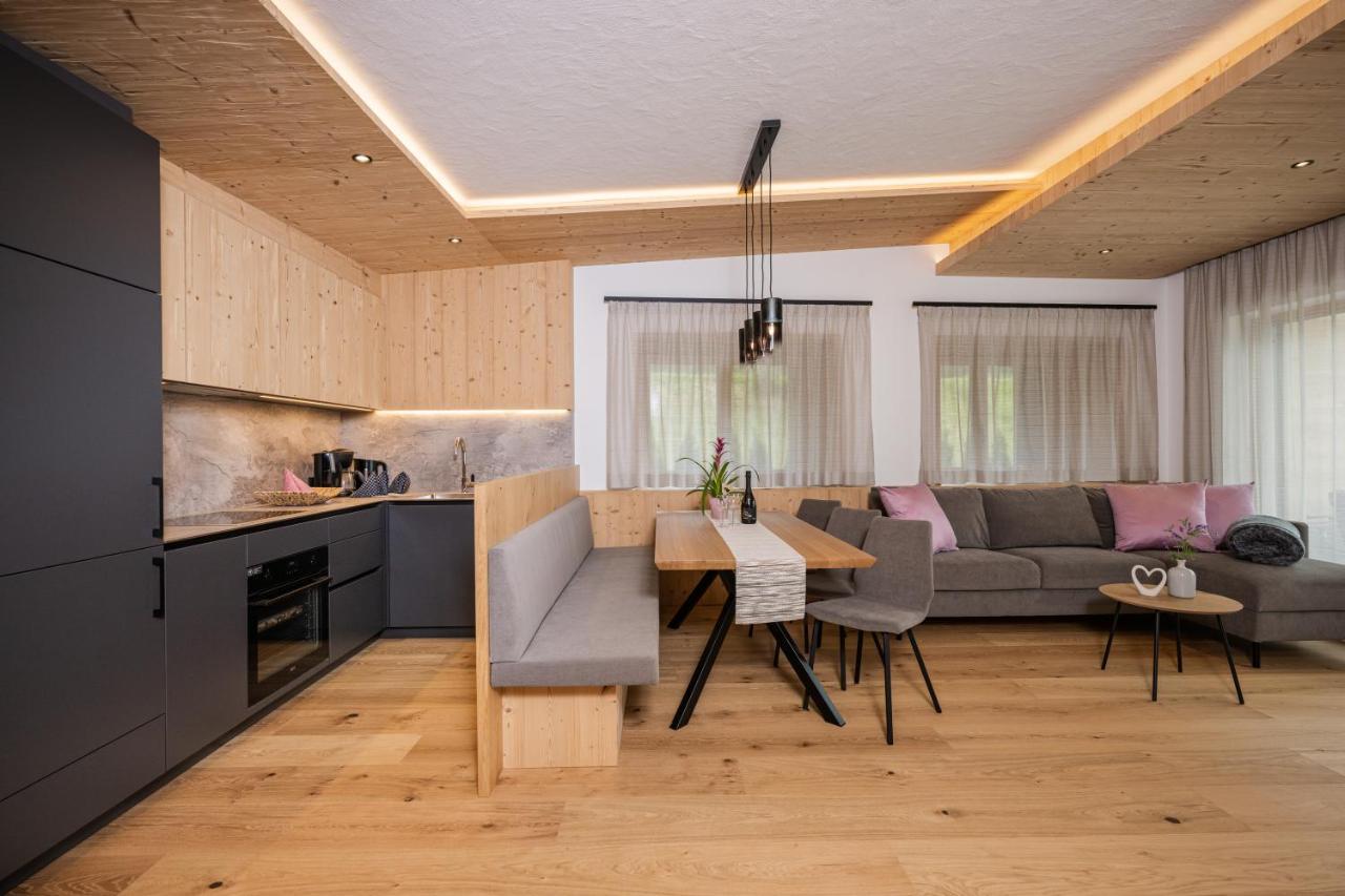 Chalets Dolomit Royal ซิลเลียน ภายนอก รูปภาพ